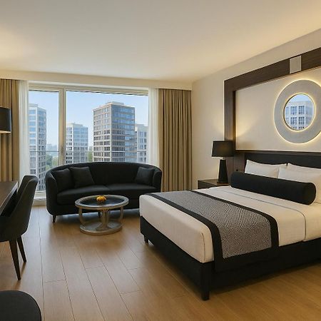 Ramada Hotel & Suites Sisli Istanbul Eksteriør billede