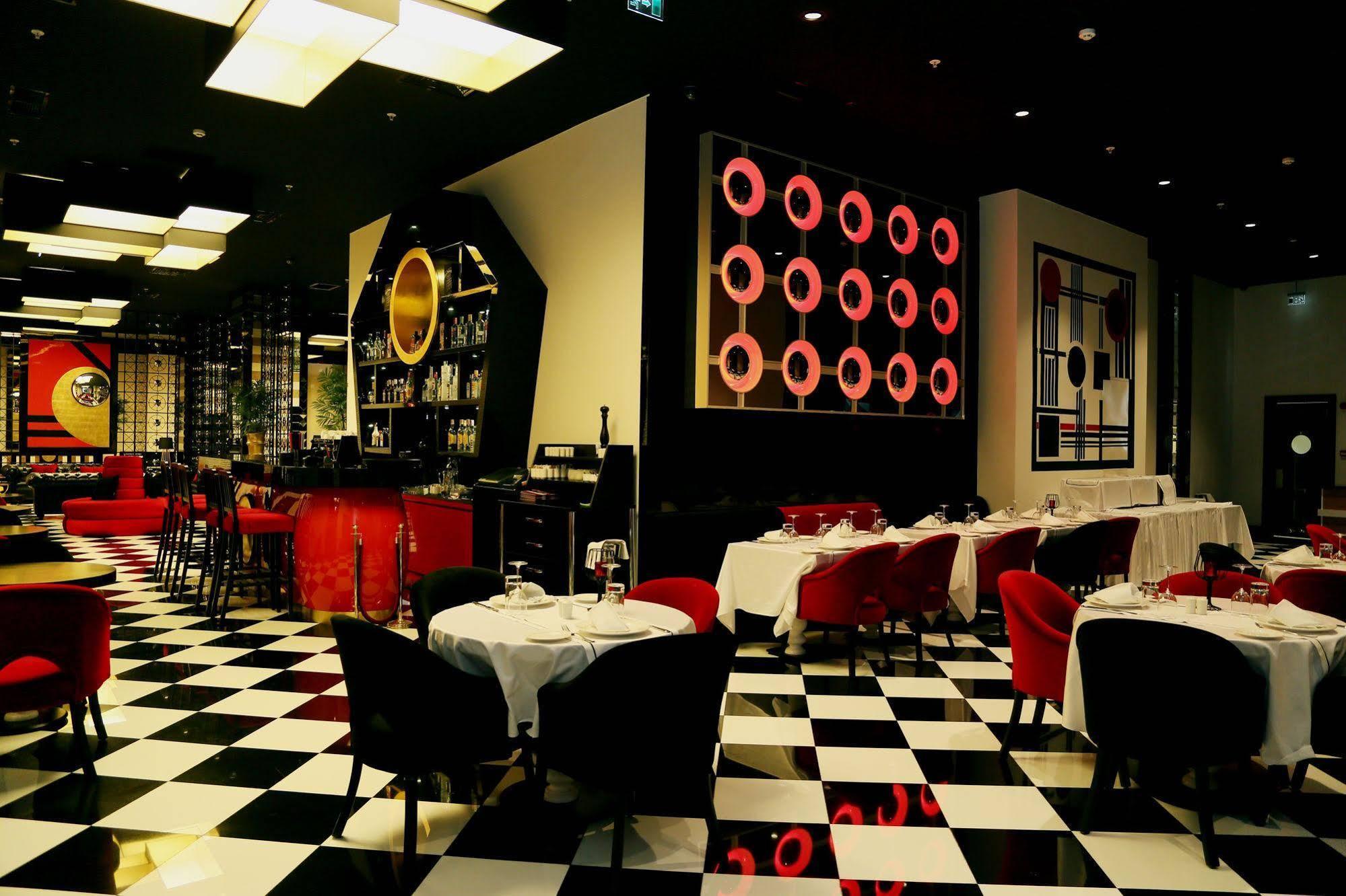 Ramada Hotel & Suites Sisli Istanbul Eksteriør billede