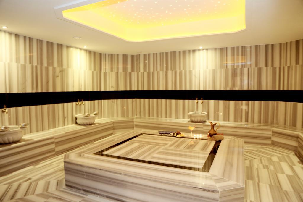 Ramada Hotel & Suites Sisli Istanbul Eksteriør billede